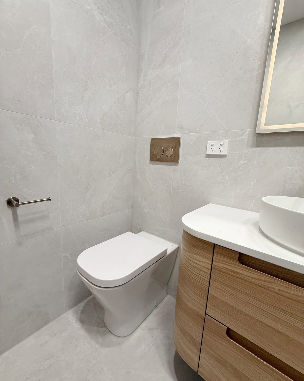 Plumbing bathroom renovation detail
